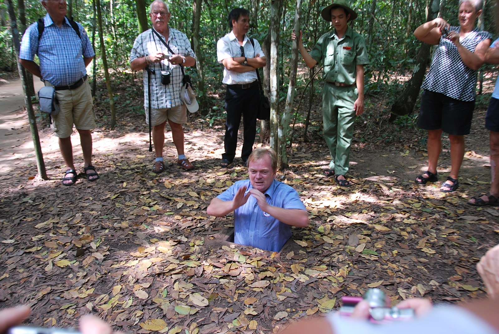 cu-chi-tunnels-and-mekong-delta-1-day-tour-4