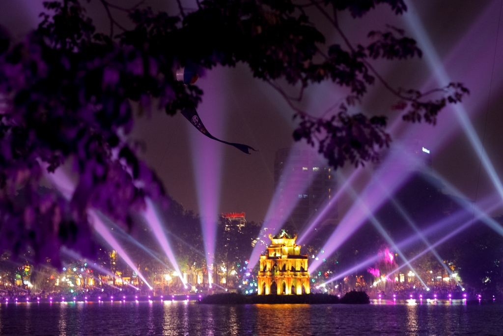 Vietnam tour package 17 days