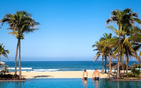 Da Nang city – Hai Van Pass – Lang Co Beach full day tour