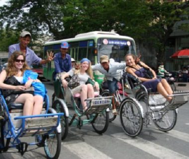 Vietnam Highlight tour 10 days starts from Ha Noi