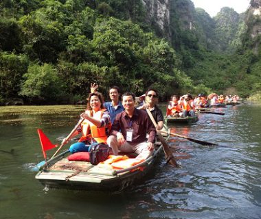 Perfume Pagoda Tour 1 day