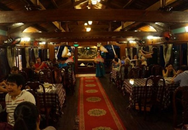 saigon-river-cruise