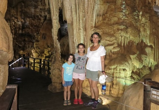 Paradise-cave2